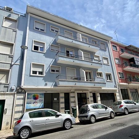 Dumont Lisbon Guesthouse Экстерьер фото