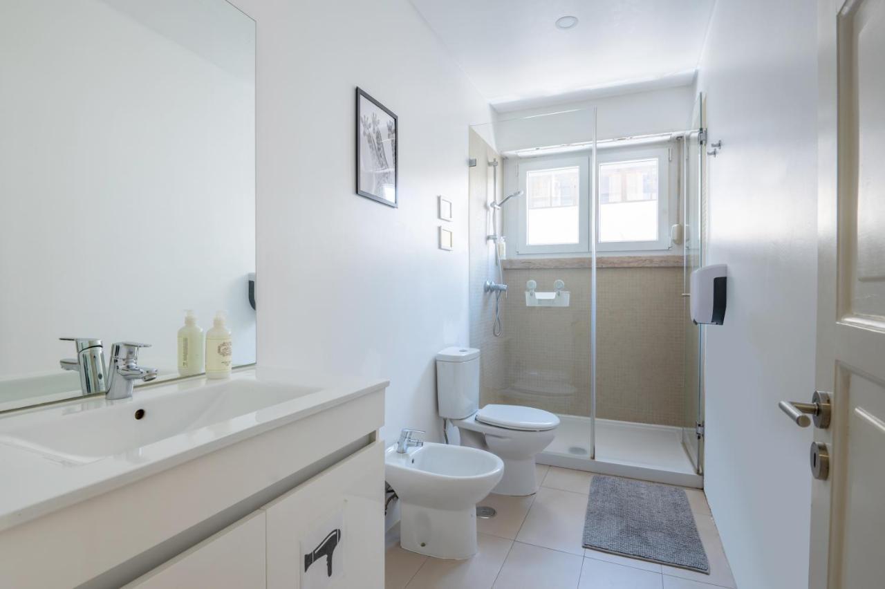 Dumont Lisbon Guesthouse Экстерьер фото